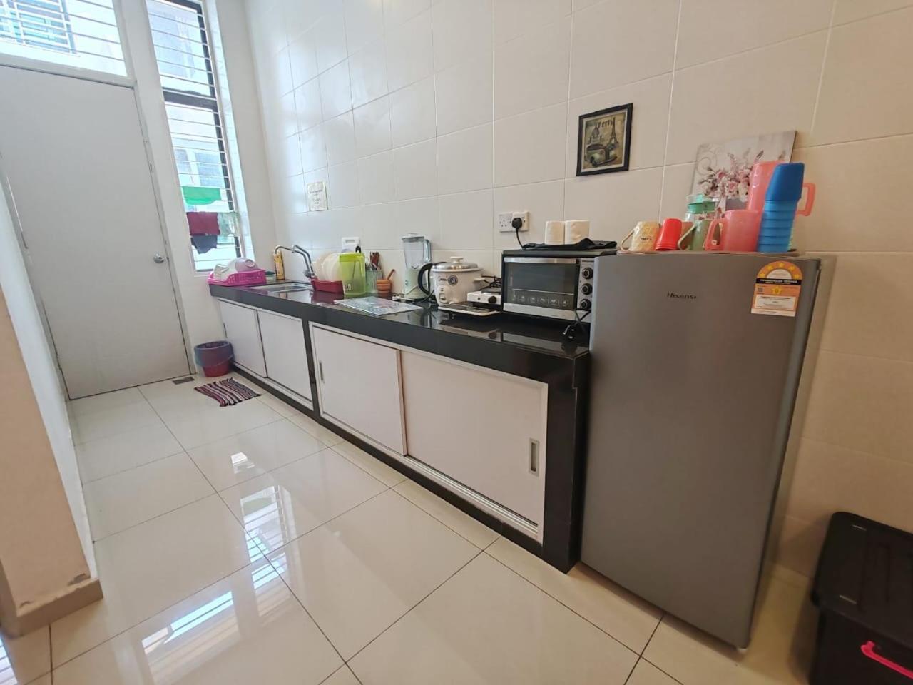 Teluk Batik 17Paradisehome Private Pool Karaoke Snooker Bbq 15Pax Lumut Eksteriør bilde